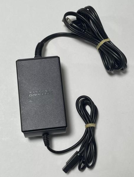 GC AC Adapter (1st) - USED